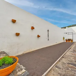 Charming With Private And Heated Pool , Costa Adeje (Tenerife) Spain